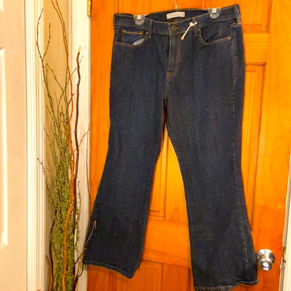 16 S - Levi’s 515 boot cut jeans